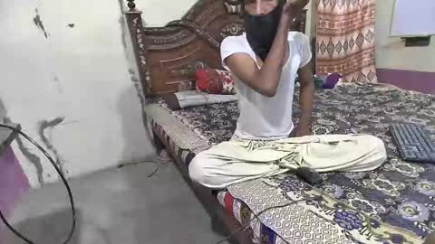 Snapshot of zoyakhan803 chatting on 05-31-26, 08:54 zoyakhan803 online show from 05-31-26, 08:54