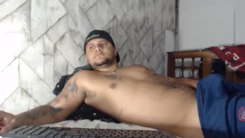 zues_gle25 online show from 04-28-26, 01:59