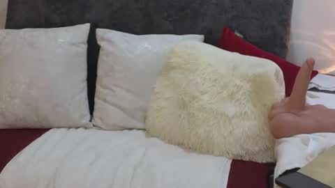 zuly goode online show from 04-16-26, 09:43