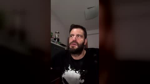 Snapshot of zurdineno chatting on 05-10-26, 04:56 zurdineno online show from 05-10-26, 04:56