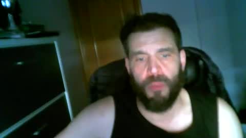 Snapshot of zurdineno chatting on 05-25-26, 08:20 zurdineno online show from 05-25-26, 08:20