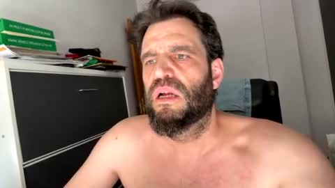 Snapshot of zurdineno chatting on 06-30-26, 04:19 zurdineno online show from 06-30-26, 04:19