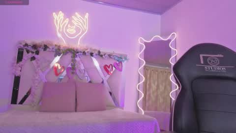 ZURY   online show from 12-20-25, 11:28