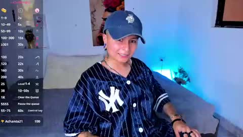 Zury Ramirez online show from 06-25-26, 11:31