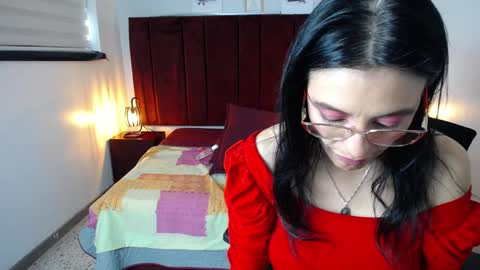 Zuzana21 online show from 12-18-24, 05:21