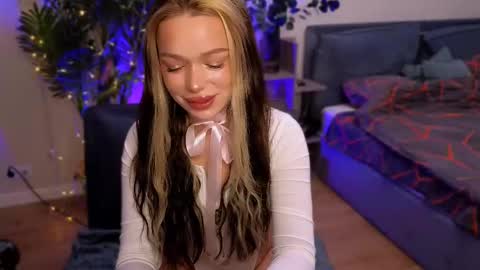 Snapshot of zuzzixx chatting on 02-12-25, 05:58 zuzzixx online show from 02-12-25, 05:58