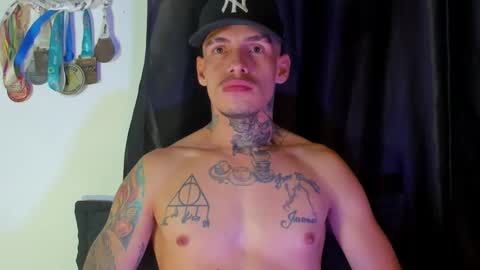 Snapshot of zyongarcia2020 chatting on 01-15-25, 10:06 zyon garcia online show from 01-15-25, 10:06