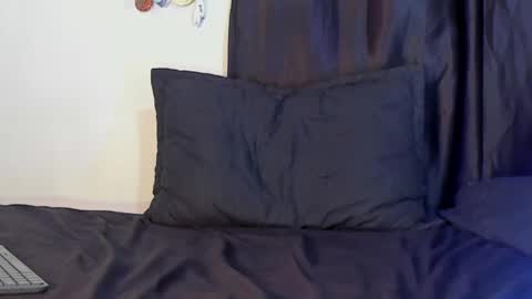 Snapshot of zyongarcia2020 chatting on 02-23-25, 02:14 zyon garcia online show from 02-23-25, 02:14