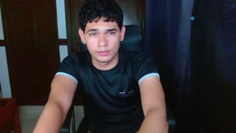 Snapshot of zyrosxk chatting on 07-03-26, 05:47 antonio felipe online show from 07-03-26, 05:47