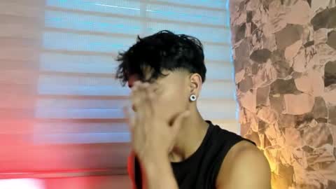 zyzz_1812 online show from 03-21-26, 10:57