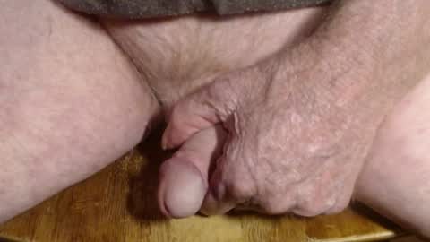 Snapshot of zz52xx_ chatting on 05-13-26, 02:53 ZZ online show from 05-13-26, 02:53