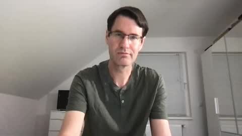 Snapshot of zzz123_cam chatting on 09-29-25, 08:13 zzz123_cam online show from 09-29-25, 08:13