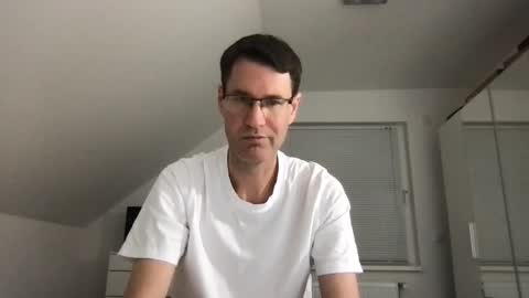 Snapshot of zzz123_cam chatting on 11-14-25, 05:00 zzz123_cam online show from 11-14-25, 05:00