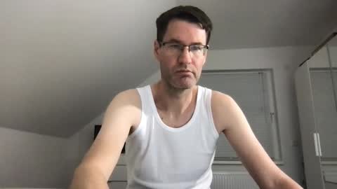 zzz123_cam online show from 11-23-25, 04:18