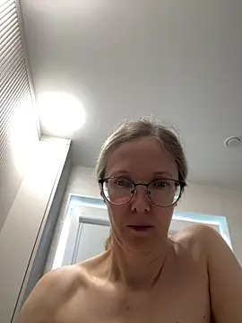 angelmommu online show from 06-29-26, 05:03
