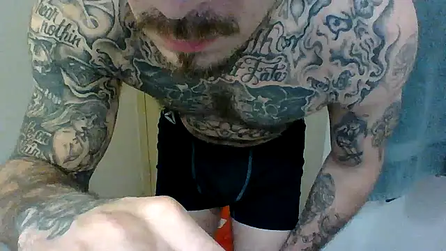 Snapshot of DADDY_KANE8--- chatting on 01-02-25, 10:26 DADDY KANE8--- online show from 01-02-25, 10:26