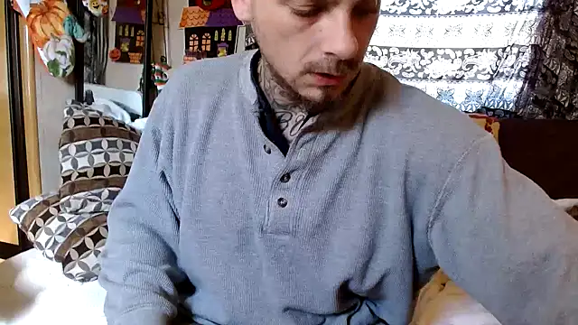 Snapshot of DADDY_KANE8--- chatting on 01-22-25, 04:44 DADDY KANE8--- online show from 01-22-25, 04:44