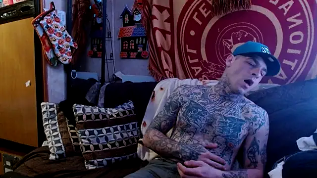 Snapshot of DADDY_KANE8--- chatting on 02-05-25, 11:44 DADDY KANE8--- online show from 02-05-25, 11:44