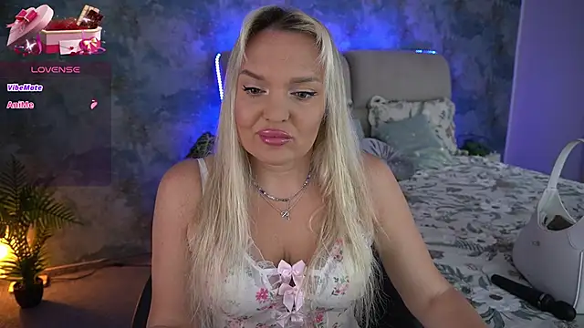Snapshot of MissyMartinez chatting on 05-23-26, 07:02 MissyMartinez online show from 05-23-26, 07:02