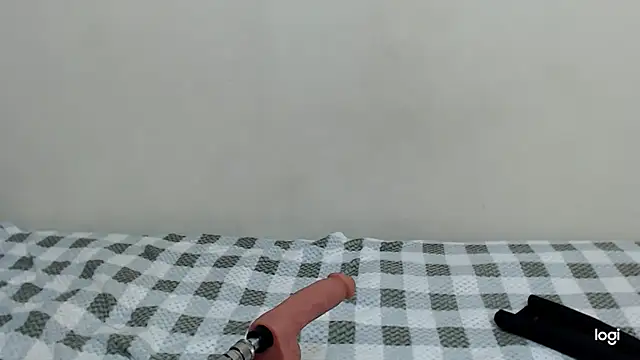 queen  ebony online show from 04-11-26, 04:11