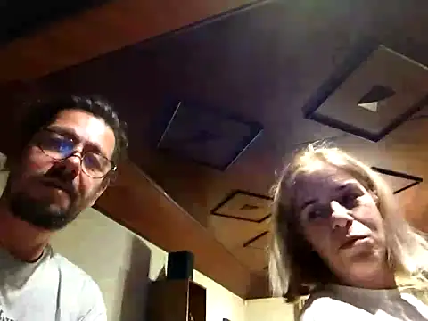 Snapshot of coolkasal chatting on 04-22-26, 08:54 coolkasal online show from 04-22-26, 08:54