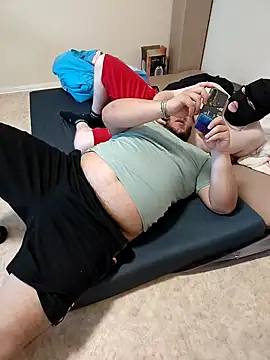 Snapshot of genderfluidco2 chatting on 11-08-25, 10:48 genderfluidco2 online show from 11-08-25, 10:48