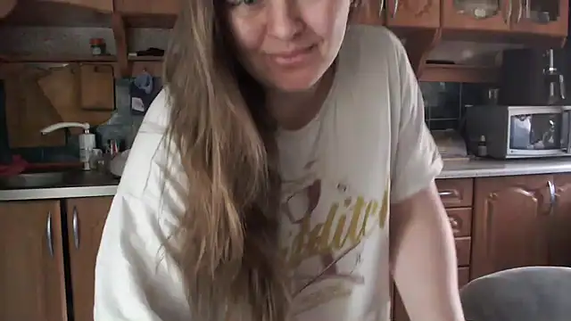 Snapshot of uliastar chatting on 05-31-26, 04:31 uliastar online show from 05-31-26, 04:31