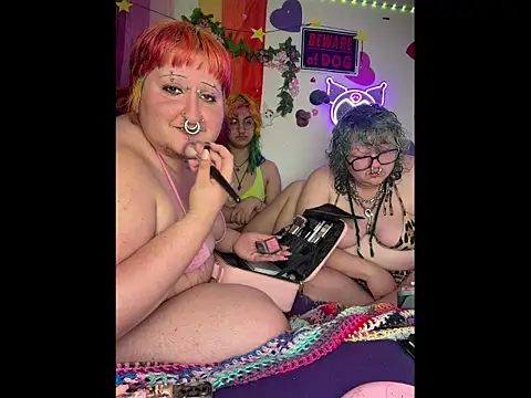 ivolustful online show from 04-10-26, 05:17