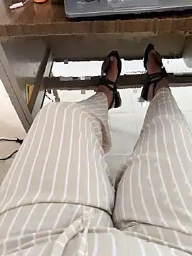 FerLu8 online show from 04-07-26, 08:31