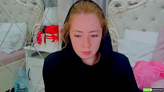 Snapshot of TinaBrook chatting on 09-09-25, 04:23 TinaBrook online show from 09-09-25, 04:23