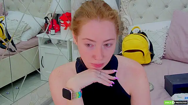 Snapshot of TinaBrook chatting on 09-24-25, 03:32 TinaBrook online show from 09-24-25, 03:32
