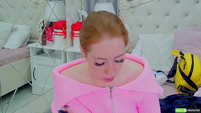 Snapshot of TinaBrook chatting on 10-01-25, 03:45 TinaBrook online show from 10-01-25, 03:45