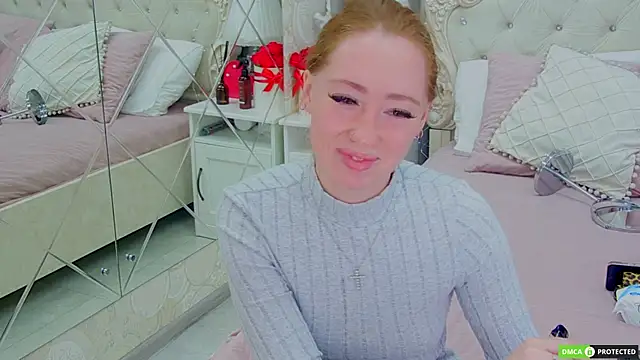 Snapshot of TinaBrook chatting on 10-10-25, 04:00 TinaBrook online show from 10-10-25, 04:00