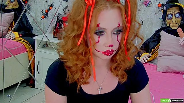 Snapshot of TinaBrook chatting on 10-21-25, 06:36 TinaBrook online show from 10-21-25, 06:36