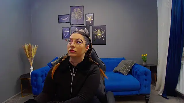 Katewalker  online show from 01-09-25, 06:04