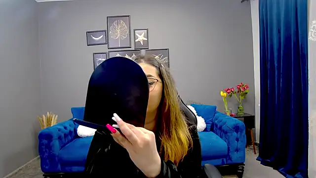 Katewalker  online show from 03-14-25, 05:46