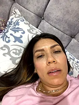 martina contreras online show from 01-12-26, 03:56