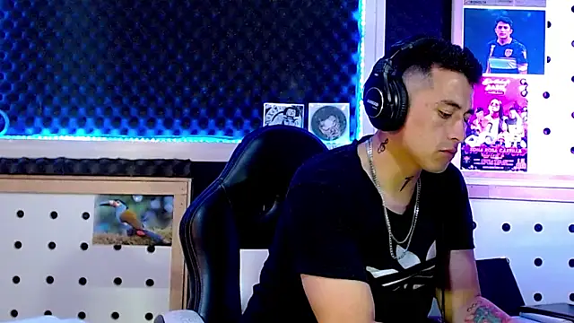 Darko0717 online show from 02-11-25, 01:52