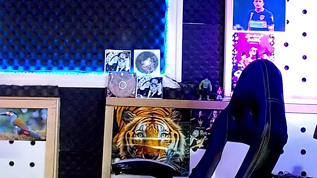 Darko0717 online show from 02-11-25, 03:40