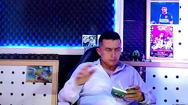 Darko0717 online show from 02-11-25, 11:33