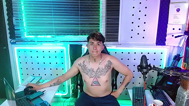 Darko0717 online show from 09-25-25, 01:20