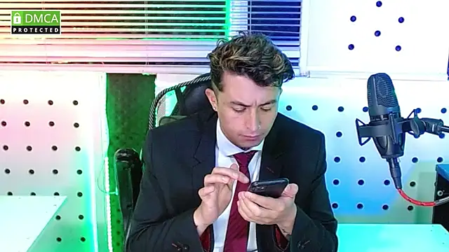 Darko0717 online show from 10-26-25, 02:56