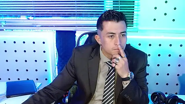 Darko0717 online show from 12-04-25, 12:47