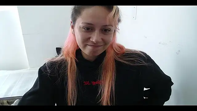 MommyMiaWs online show from 12-10-24, 07:54