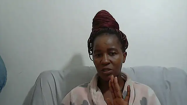 sluttylaura21 online show from 03-10-25, 08:01