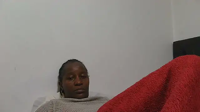 sluttylaura21 online show from 07-06-26, 03:03