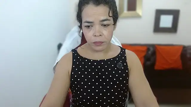 Abril Beltran  online show from 09-22-25, 07:16