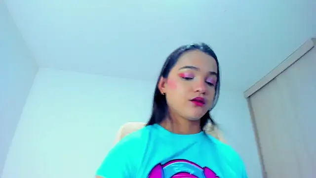 monica little23 online show from 03-22-26, 01:14