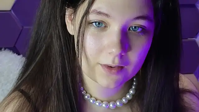 DjennaPalme online show from 12-29-24, 10:01