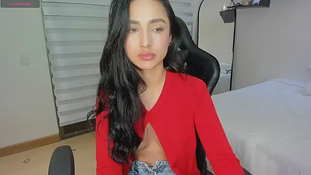 EvaMoet online show from 02-16-26, 05:47